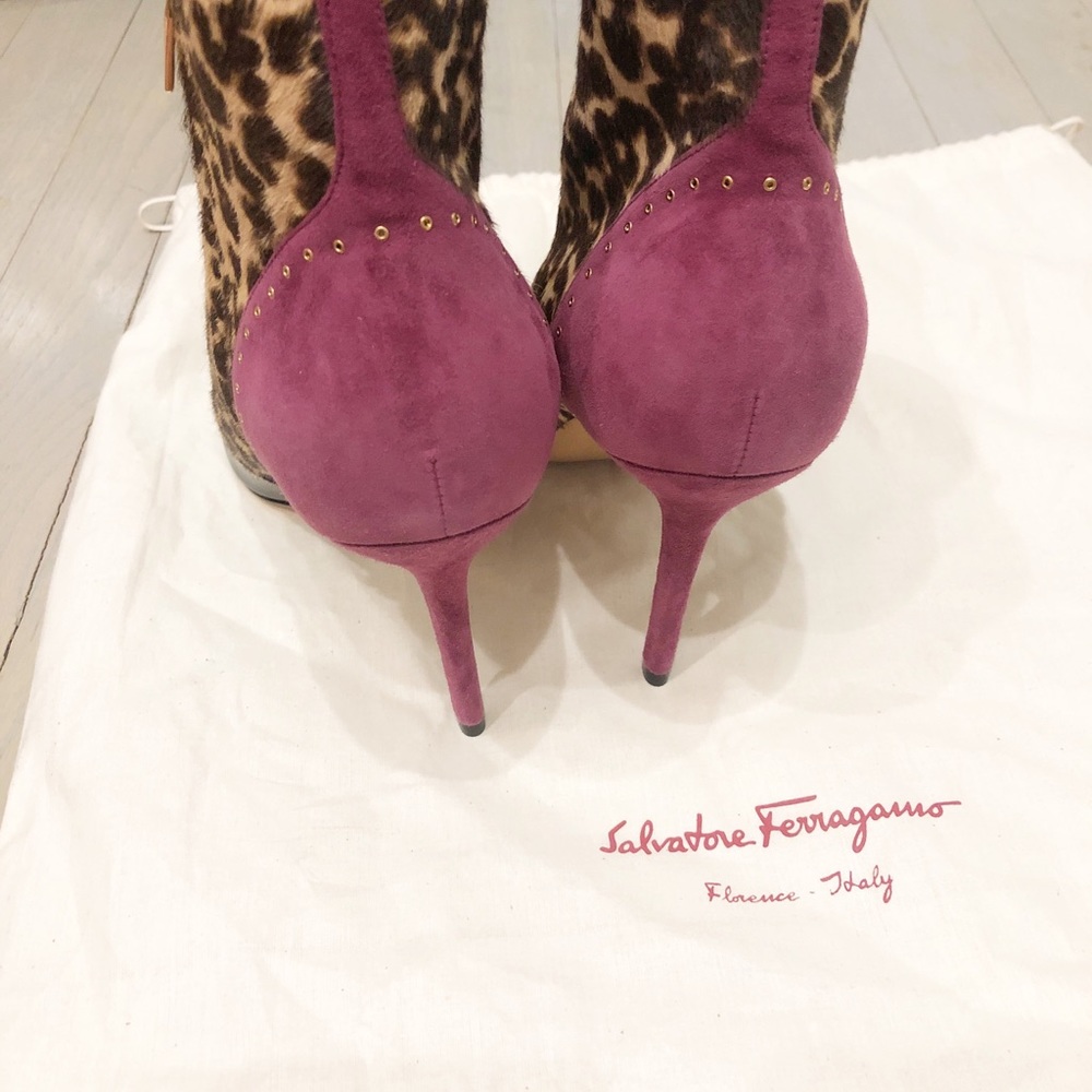 Ferraragamo Leopard calf hair booties81/2 - Picture 4 of 7